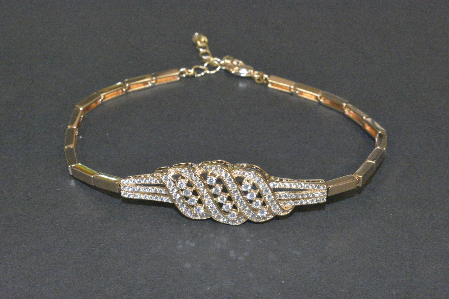 VASL Collection: Noeud Infini Bracelet