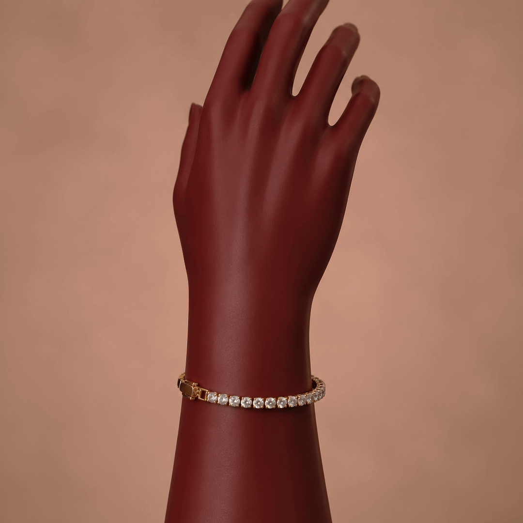 Premium water-resistant fine jewelry bracelet for everyday elegance